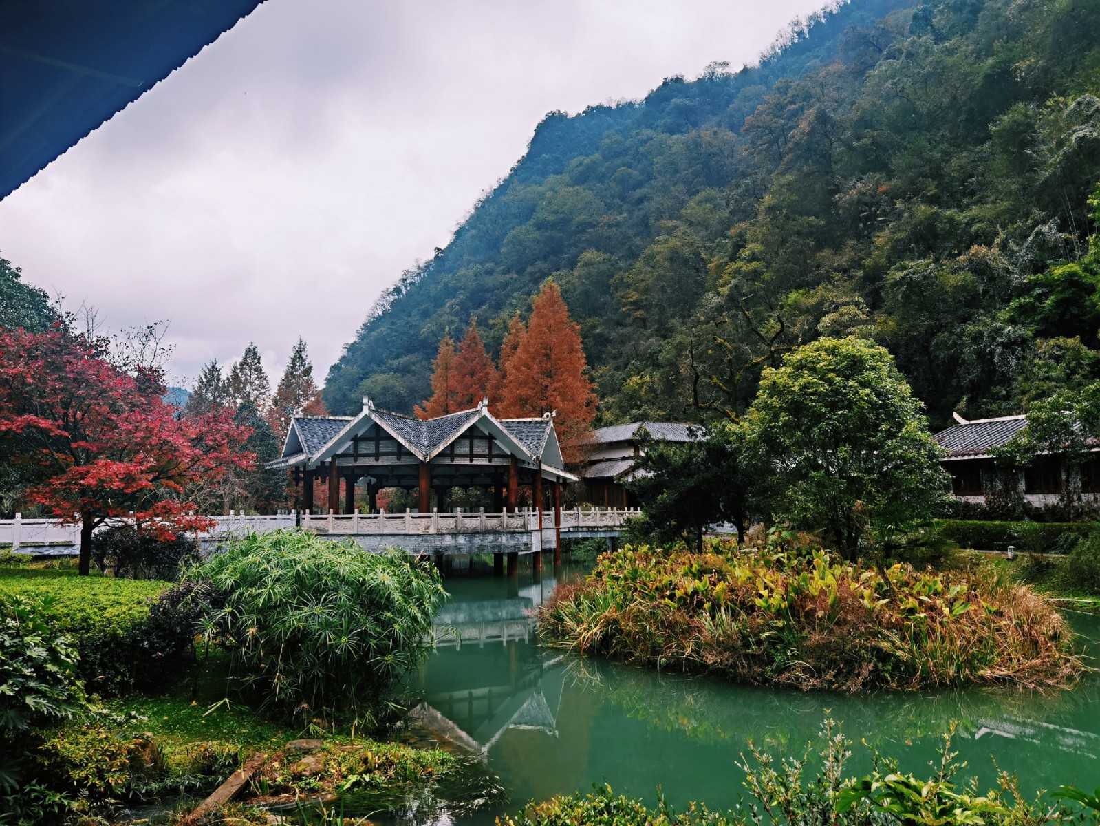 Yellow-Dragon-Cave-Hangzhou